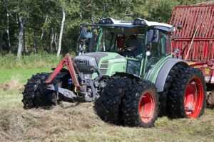 Heuaktion im Felmer Moos 2025