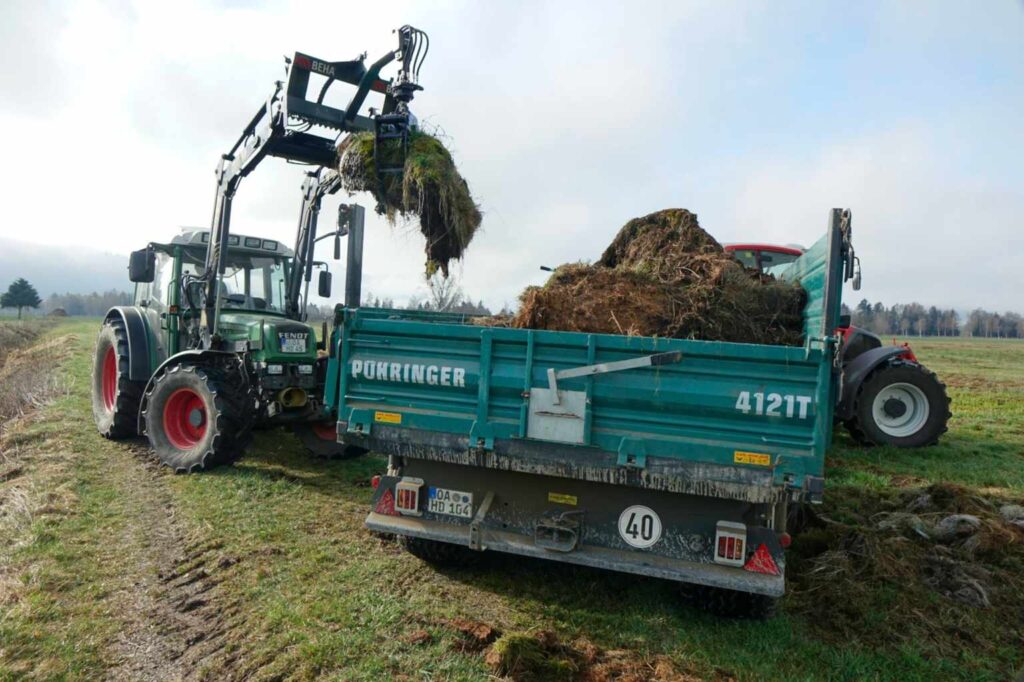 Entsorgung von Heuballen